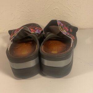 Bzees Black Sandals with Colorful Straps